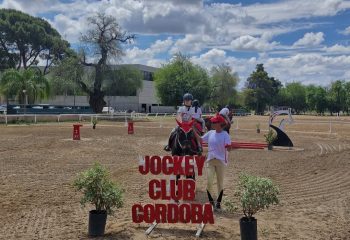 Cerramos el año mostrando todo lo aprendido en esta disciplina.Compartimos además una tarde de j (4) Cerramos el año mostrando todo lo aprendido en esta disciplina.Compartimos además una tarde de j (4)